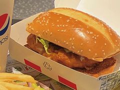 -肯德基(汤逊湖店)