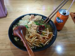 -螺大蛳柳州螺蛳粉·火锅·热干面(西城永捷店)