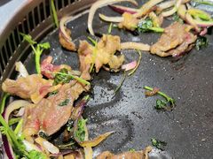 -明洞阿姨·韩式酱蟹烤肉·创意料理(三元桥店)