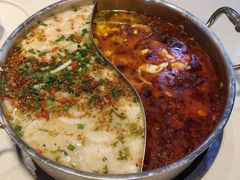 -德林酸菜鱼火锅(南丹店)