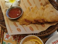 -小小集渔·泰式大排档(太古里香槟店)