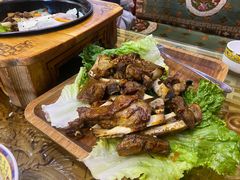 鲜嫩烤羊排-宗巴雍姆藏餐府