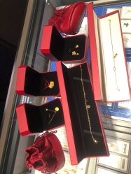 -周大福CHOW TAI FOOK(东门茂业店)