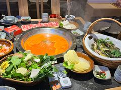 -野山舂·贵州现舂酸汤牛肉(东山店)