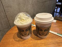 -星巴克(杭州西湖银泰1F店)