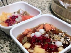 -野山舂·贵州现舂酸汤火锅(鸿通城店)