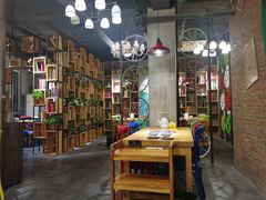 -小小河边鱼(天润城店)