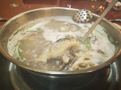 -老石黑山羊毛驴肉火锅(金凯广场店)