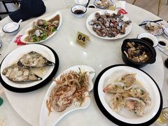 -覃记海鲜美食餐厅