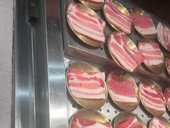 -芝小官毛肚火锅海鲜自助(苏州吴江区万宝店)