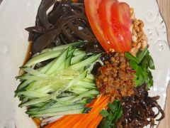 -缘生态云南菜·野生菌庭院餐厅(华侨城店)
