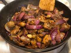 -胡须佬鸡煲四季火锅店(石厦西村直营店)