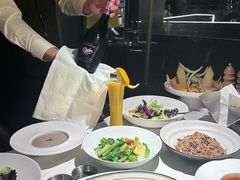 -MONICH牛排融合餐厅(和义大道购物中心店)