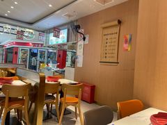 -红渡小香·牛肉麻辣香锅(车站南路店)