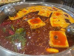 -重庆风光老灶火锅城(同德广场店)