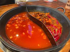 -憨铁匠火锅(红山6979店)