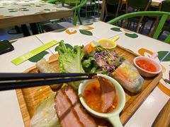 -越弥越南传统美食馆