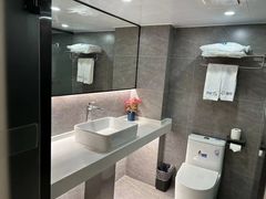 -海悦酒店(白石洲地铁站世界之窗店)