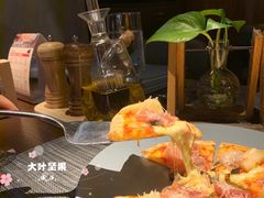 玛格丽特披萨-卡普里披萨·牛扒·下午茶