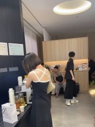 -侨治发型