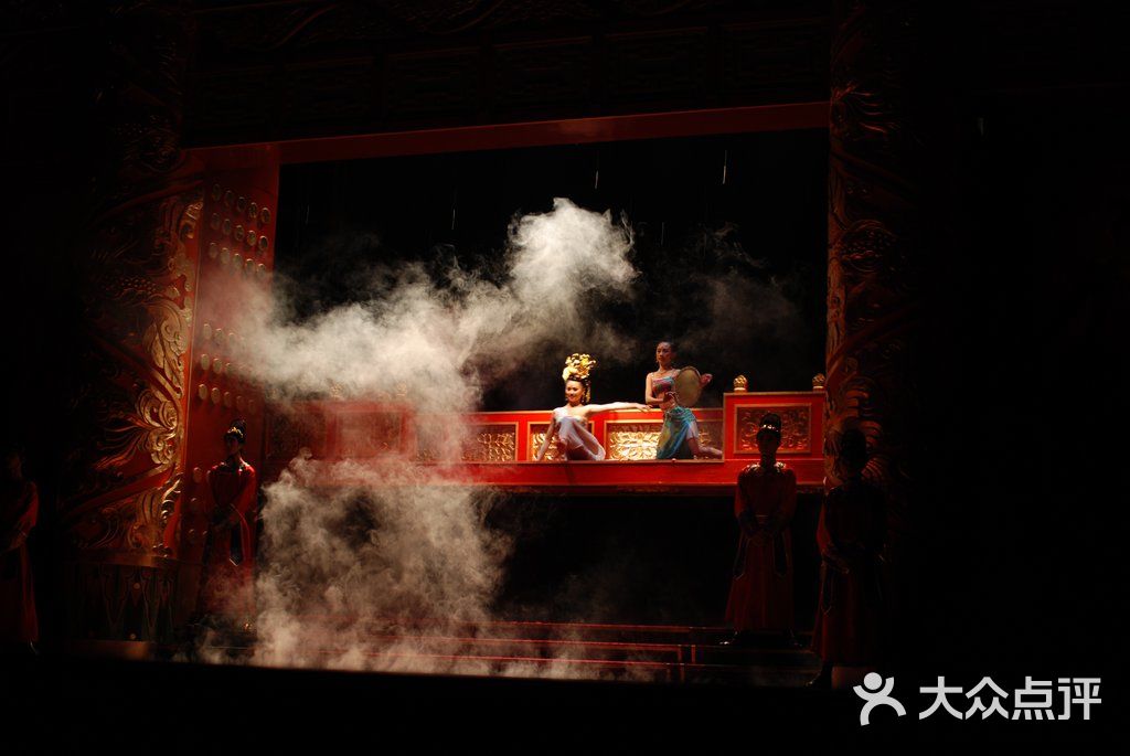 唐乐宫歌舞剧院餐厅
