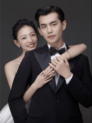 -蒙娜丽莎婚纱摄影(南门店)