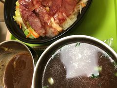 -卓雅桂林米粉