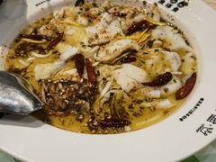 -渔语鱼酸菜鱼新川菜(来福士店)