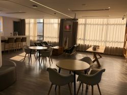 -海豚湾高端月子会所(黄浦店)