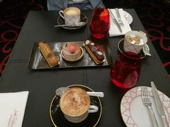-Salon de The de Joel Robuchon(外滩18号店)