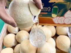 -上海龙吴水胜海发市场