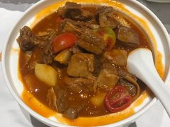 番茄炖鲜牛腩-尚一汤 广东炖汤(金桥国际店)