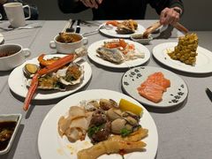 -广州万富希尔顿酒店·感趣自助餐厅·金秋蟹宴生蚝海鲜刺身烧烤