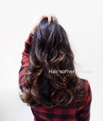 -HAIR CORNER