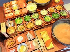 -银米·云南传统过桥米线(双廊黑金冠店)