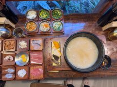 -银米·云南传统过桥米线(双廊黑金冠店)