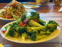 西兰花-三兄弟餐吧