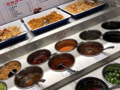 自助调料区-海底捞火锅(大融城店)