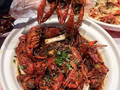 -肥小宝·金牌油焖大虾(襄阳龙虾地标店)