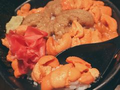 三色海胆饭-魔丼屋(日月光店)