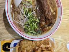 -魔都三兄弟酸辣粉·蘸卤炸串(虹桥万科店)
