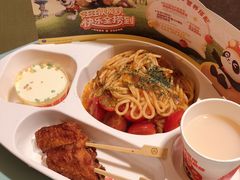 -海底捞火锅(宝龙广场夜宵主题店)