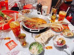-大芊金重庆串串火锅(南京路店)