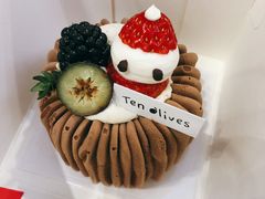 酸樱桃巧克力慕斯-Ten Olives甜点