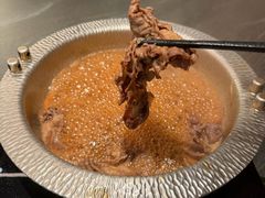 -牛YO寿喜烧·铁板烧和牛火锅自助(市府恒隆店)