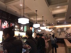 大堂-星巴克臻选(广州沙面店)