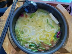 -桥香园过桥米线(国贸店)