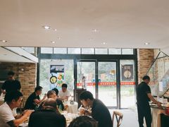 大堂-好兄弟郭巨海鲜(天一阁店)