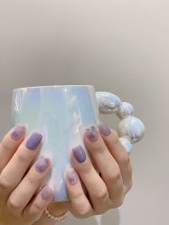 -花岐款式专研健康美甲沙龙