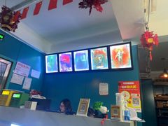 -荒岛实景沉浸密室(江汉路1店)